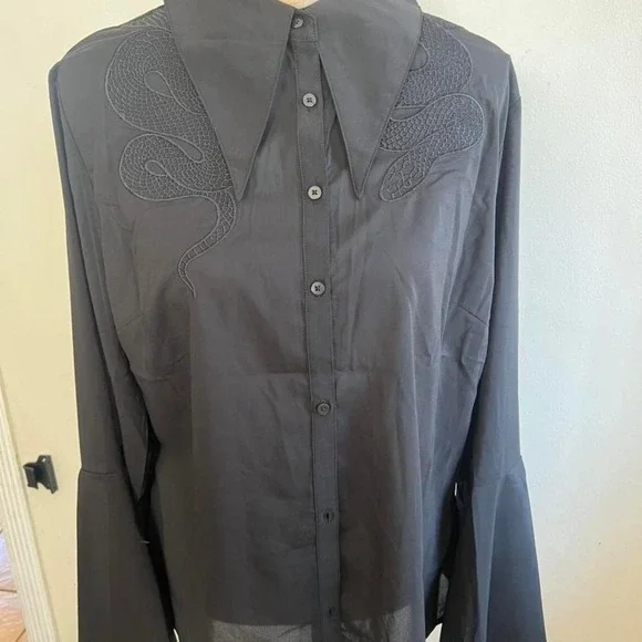 Killstar serpents den button up blouse flare sleeve whimsygoth - Picture 2 of 3